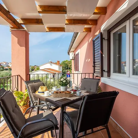 Schoene Nr,2 Apartman