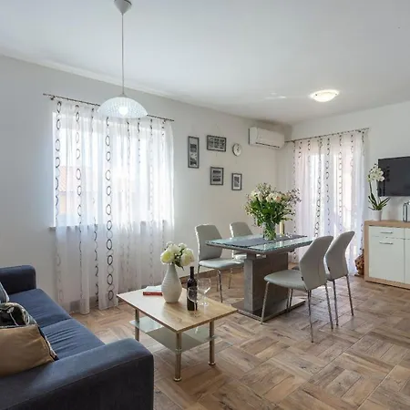 Apartment Schoene Nr,2