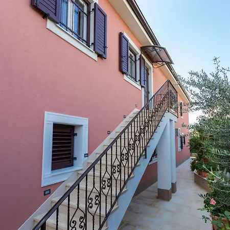 Schoene Nr,2 Apartment *